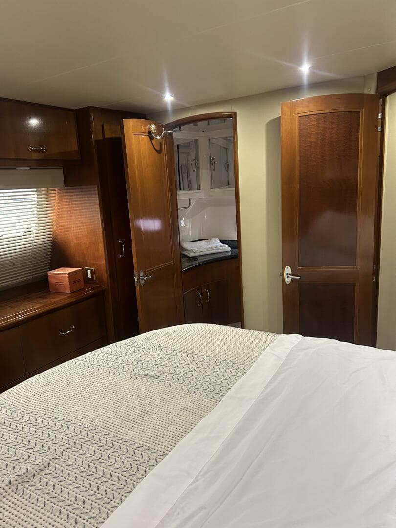 2003 Carver 466 Motor Yacht