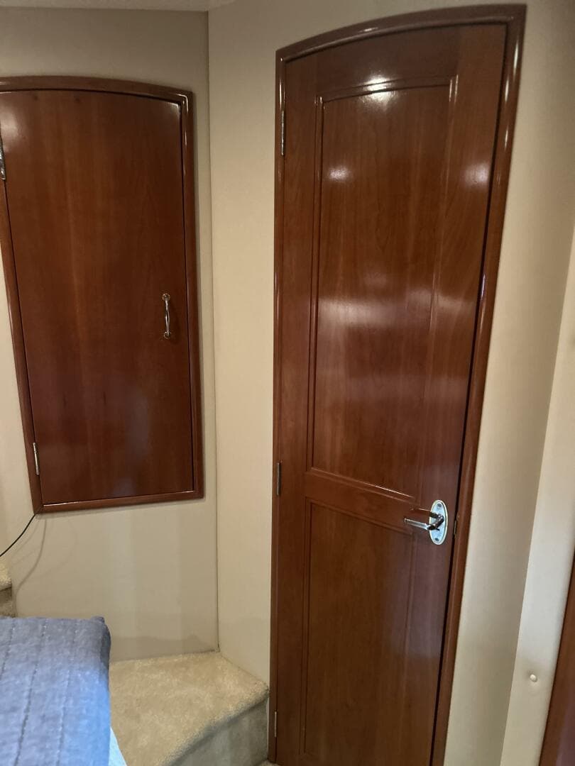 2003 Carver 466 Motor Yacht