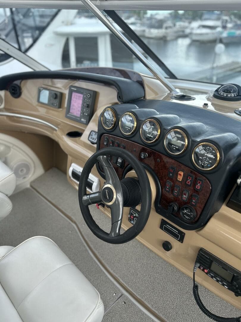 2003 Carver 466 Motor Yacht
