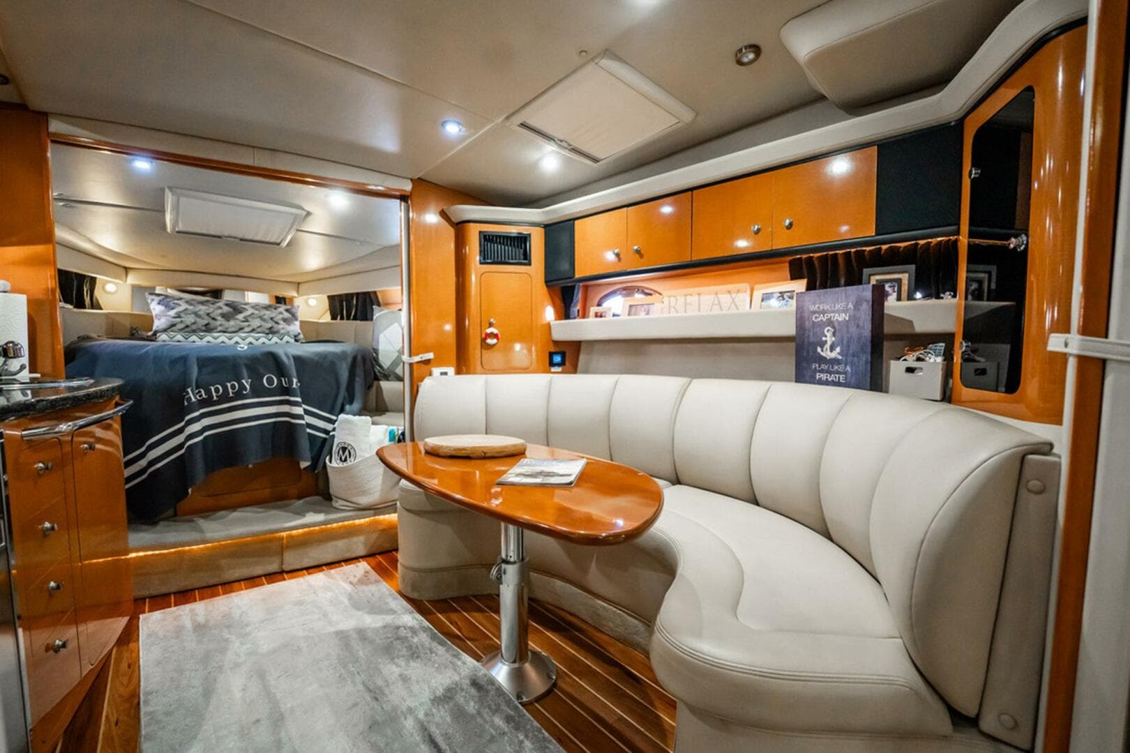 2008 Chaparral 350 Signature Extended Plane