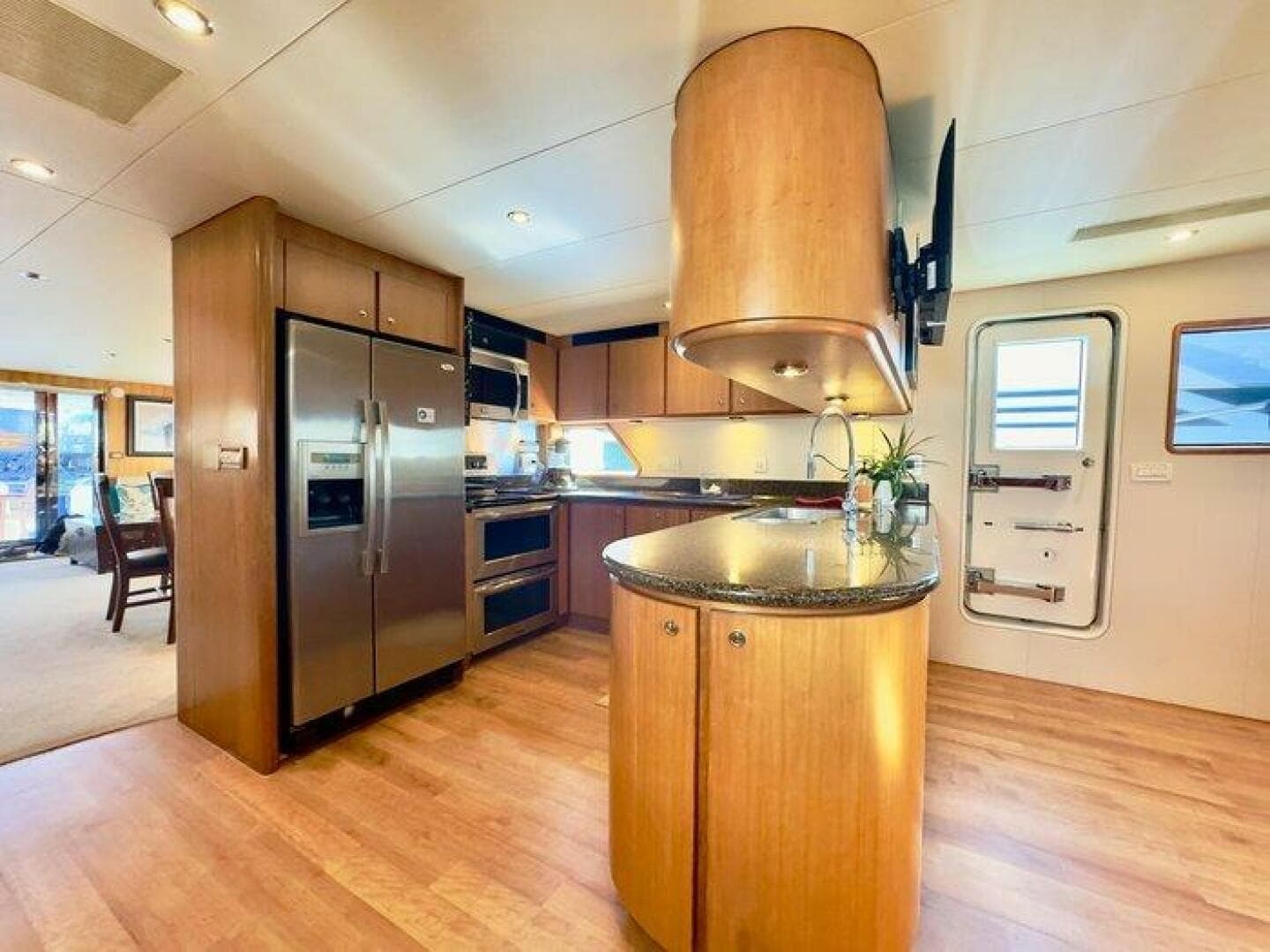 2004 Cheoy Lee 81 Sport Yacht