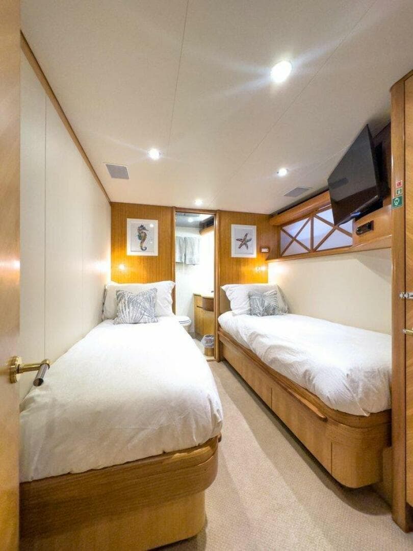 2004 Cheoy Lee 81 Sport Yacht