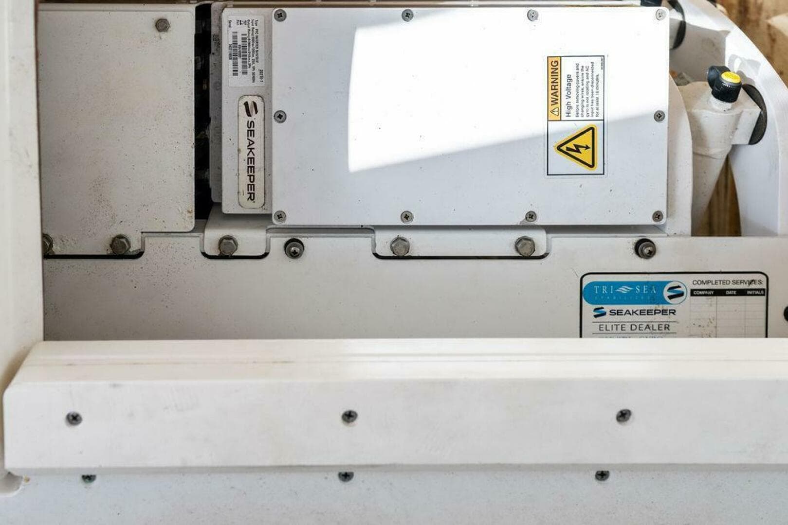 2022 Pursuit S 428 Sport