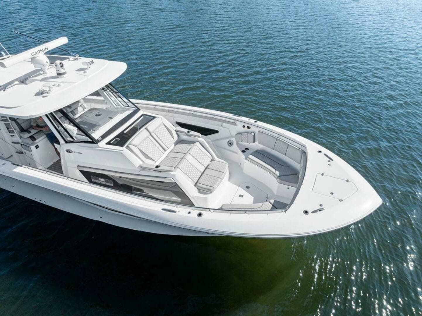 2022 Pursuit S 428 Sport