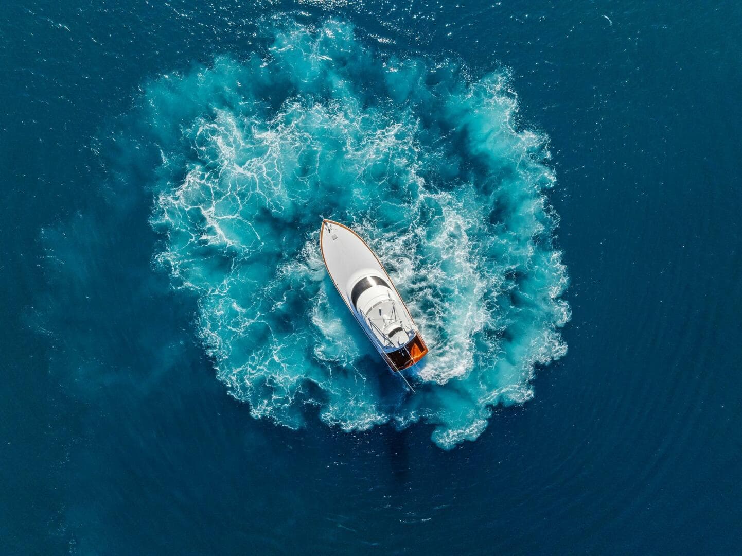 2023 Viking 64 Convertible- SIN PELO- 