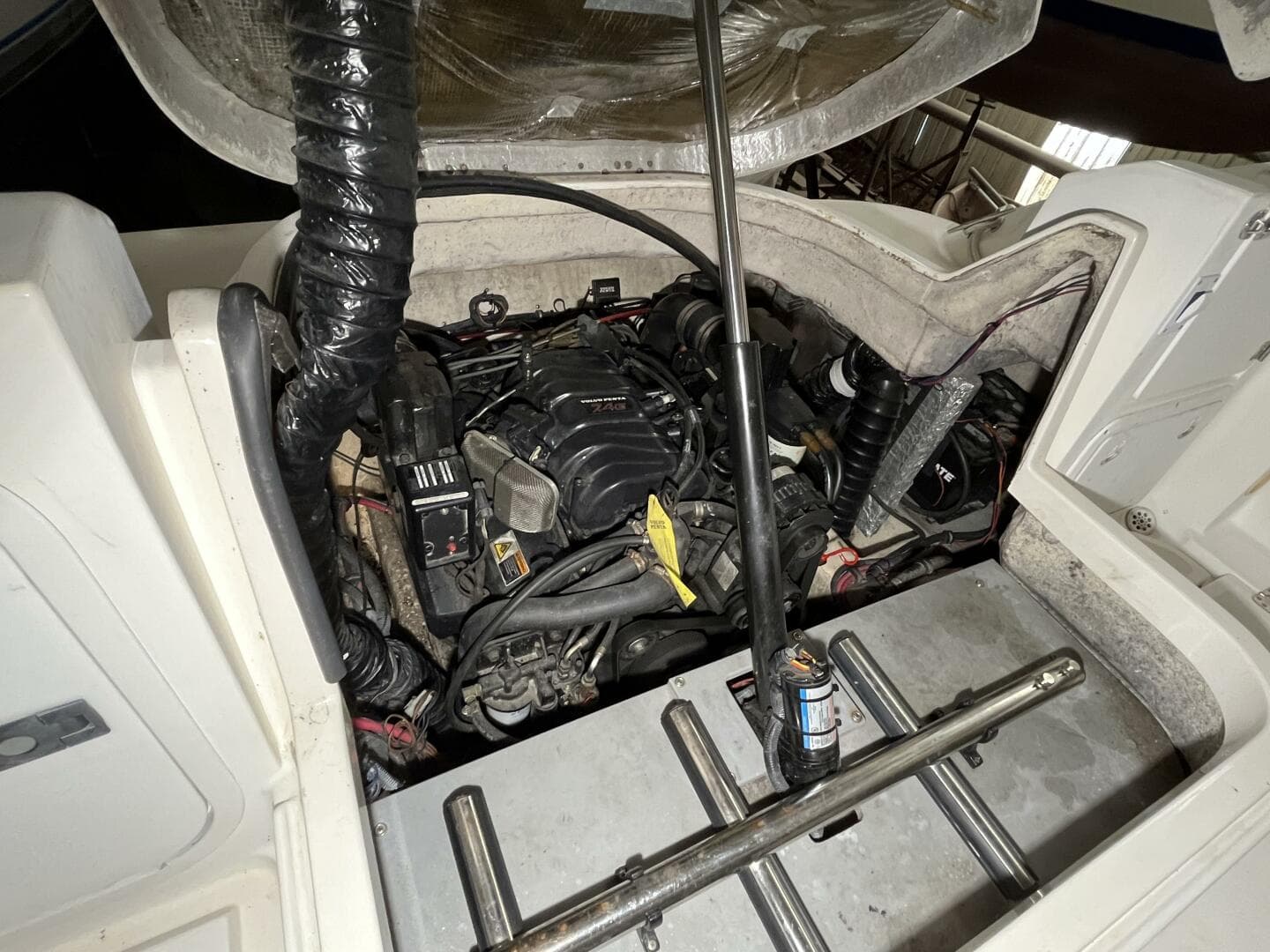 2001 Wellcraft 270 Coastal