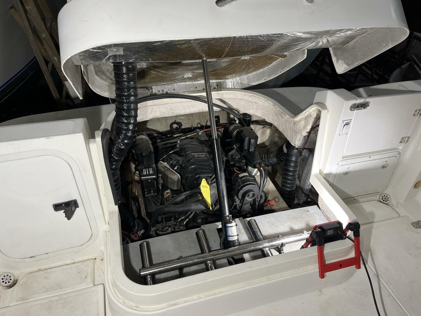 2001 Wellcraft 270 Coastal