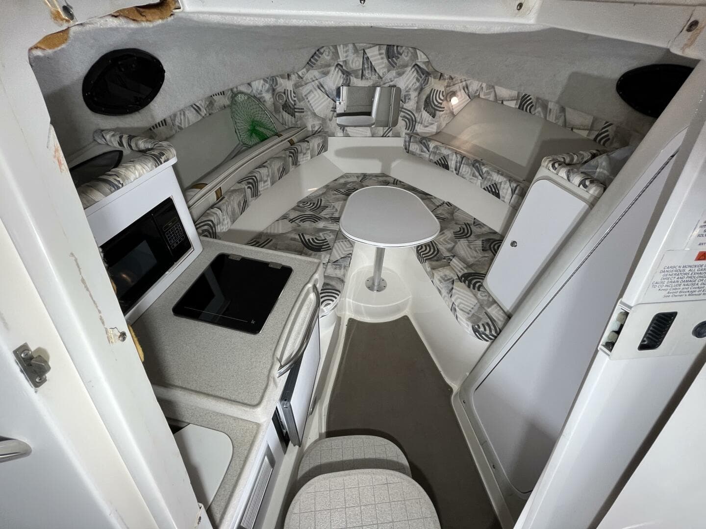 2001 Wellcraft 270 Coastal