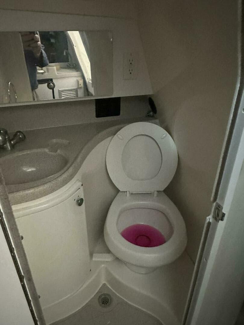 2001 Wellcraft 270 Coastal