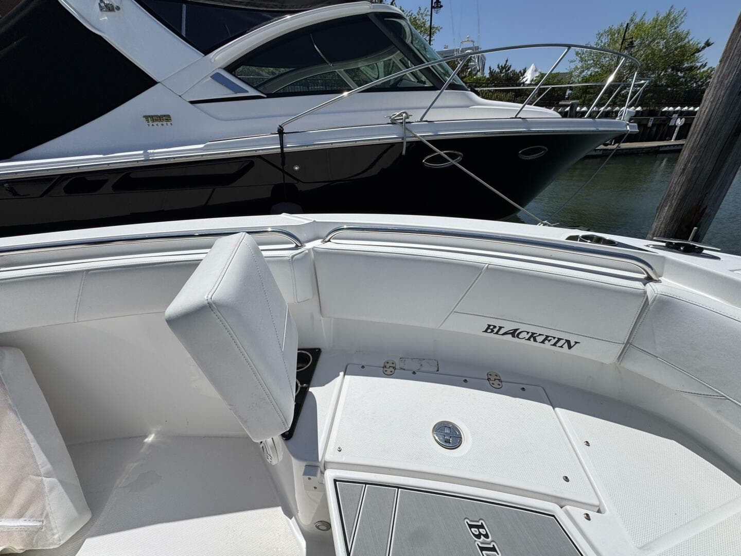 2020 Blackfin 212 CC