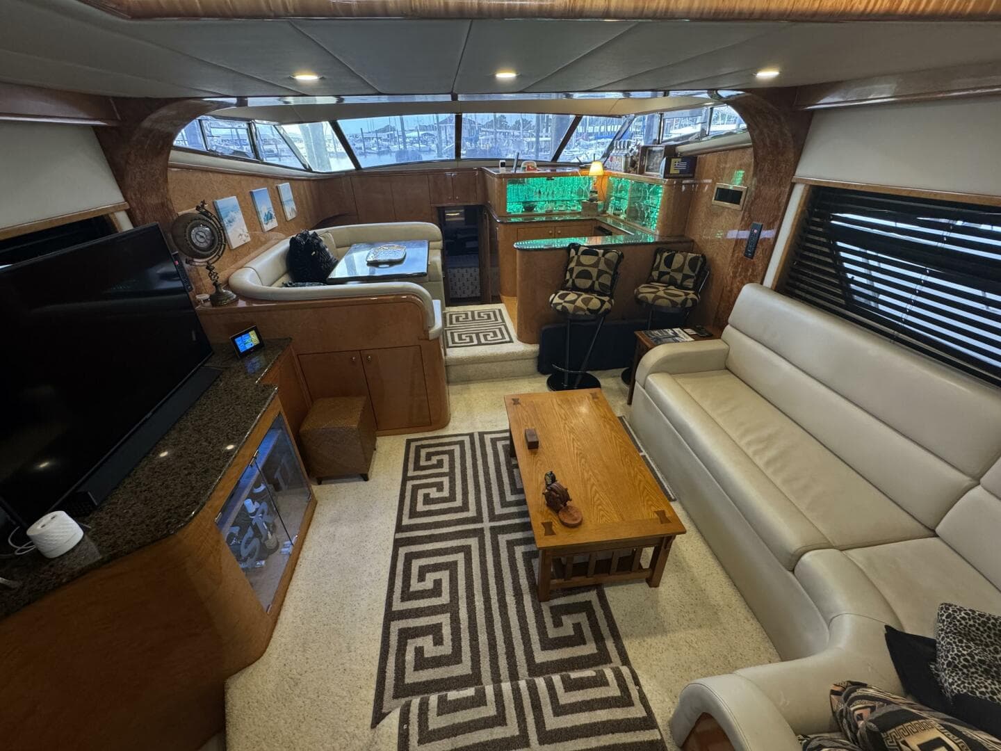 1993 Johnson 56 High Tech Motor Yacht