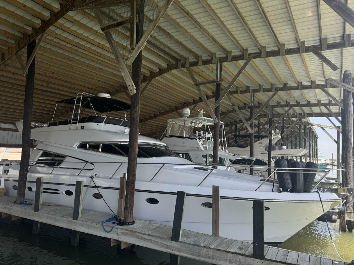 1993 Johnson 56 High Tech Motor Yacht