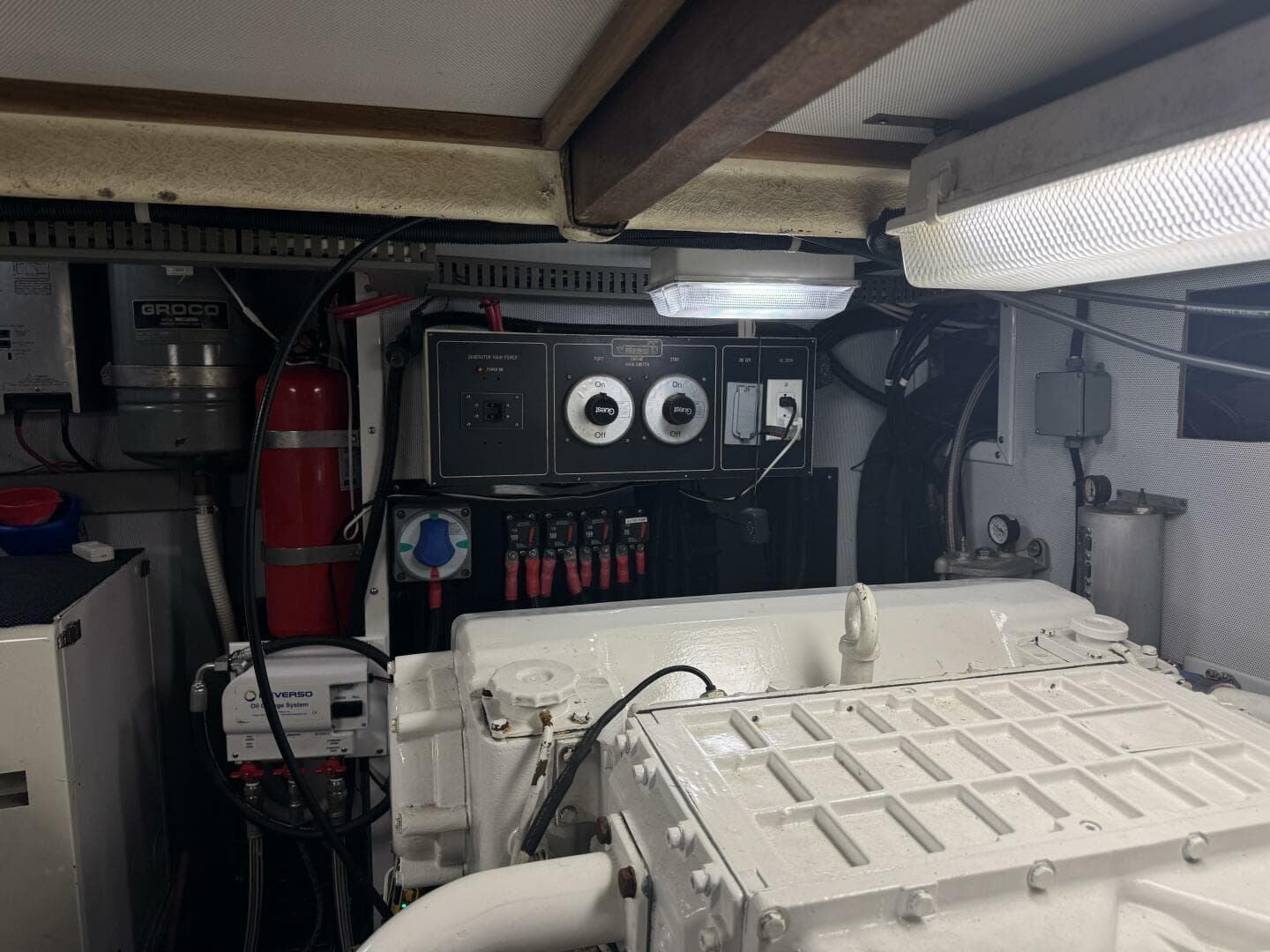 1993 Johnson 56 High Tech Motor Yacht