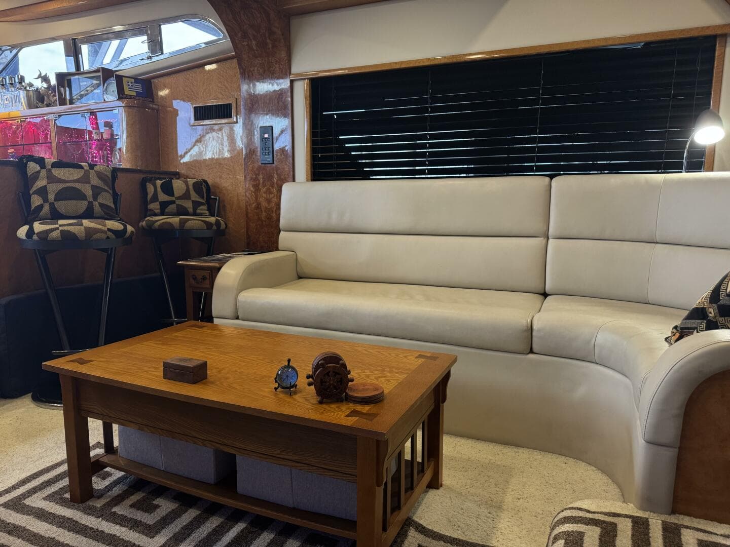 1993 Johnson 56 High Tech Motor Yacht