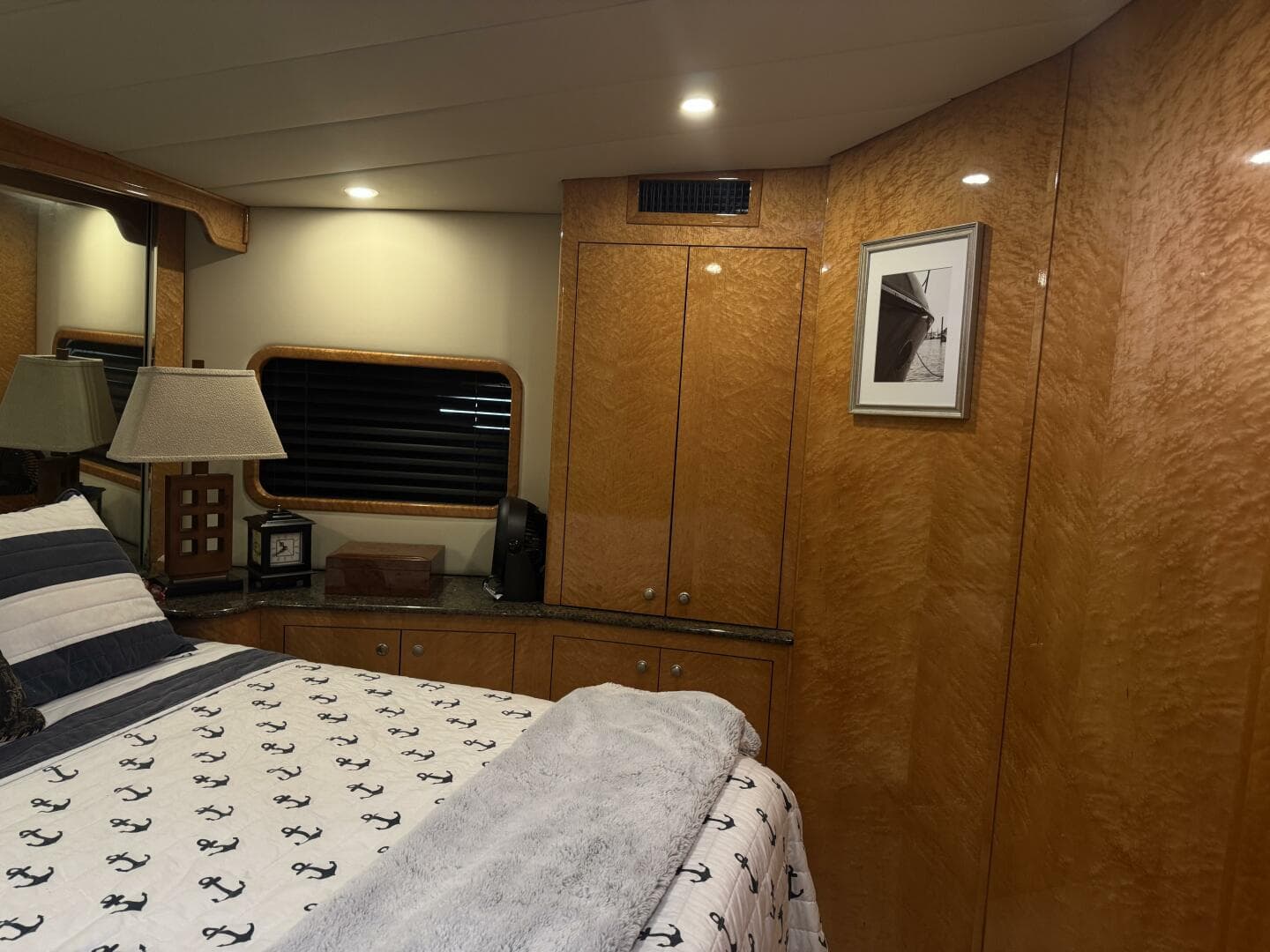 1993 Johnson 56 High Tech Motor Yacht