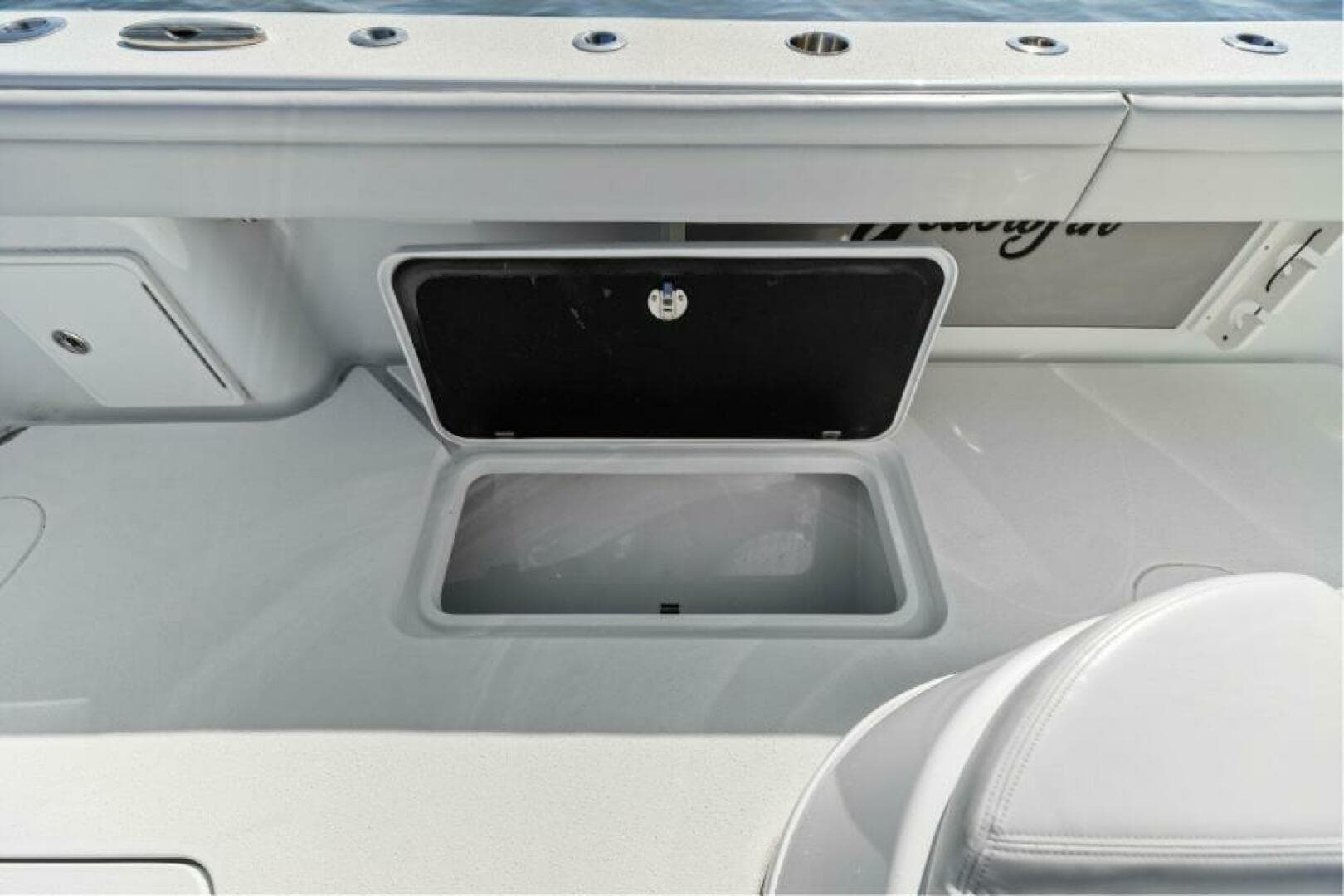 2021 Yellowfin 39 Center Console