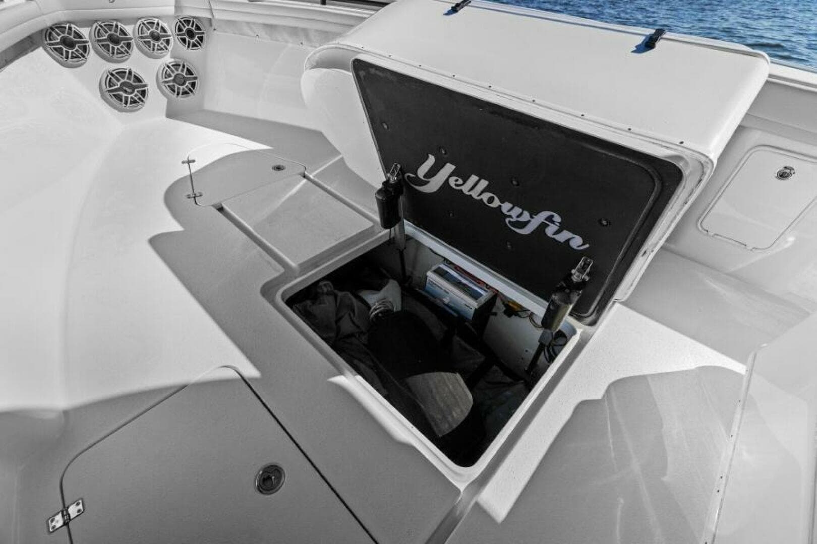 2021 Yellowfin 39 Center Console