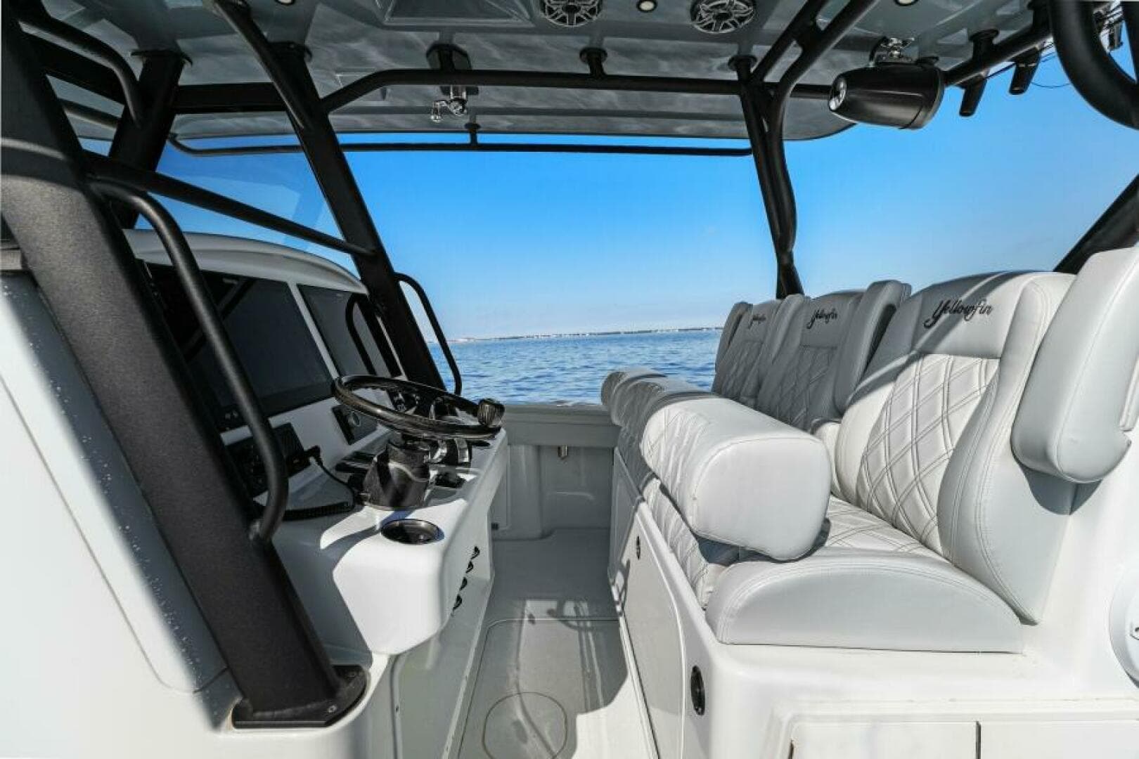 2021 Yellowfin 39 Center Console