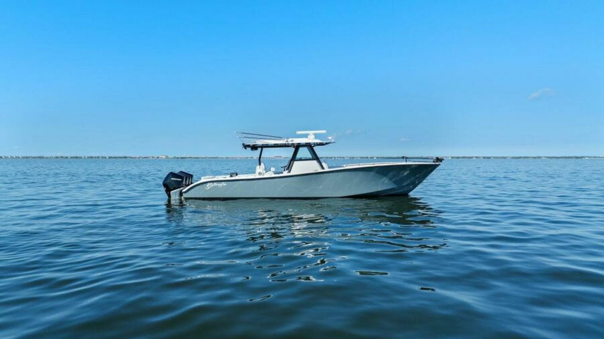 2021 Yellowfin 39 Center Console - Profile