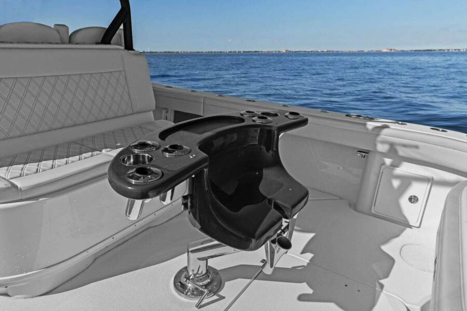 2021 Yellowfin 39 Center Console