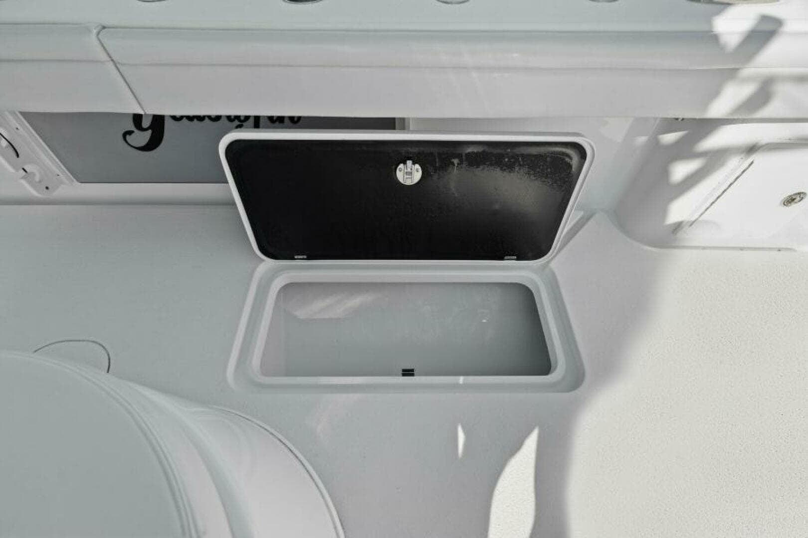 2021 Yellowfin 39 Center Console