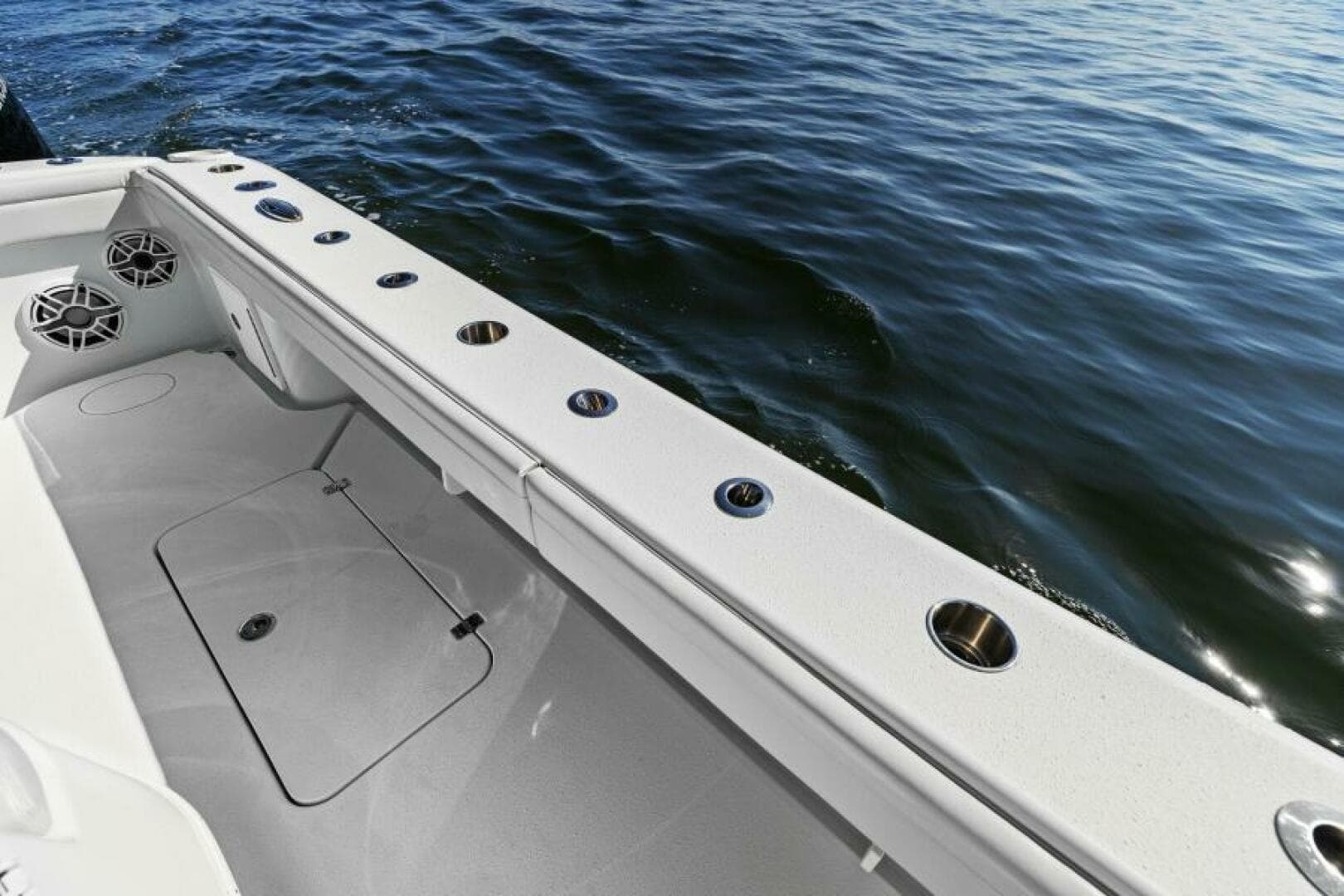 2021 Yellowfin 39 Center Console