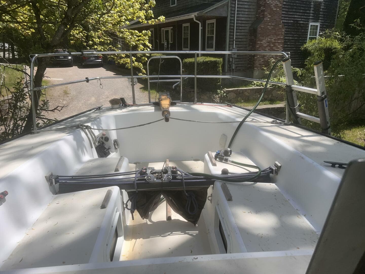 Cockpit Main Traveler