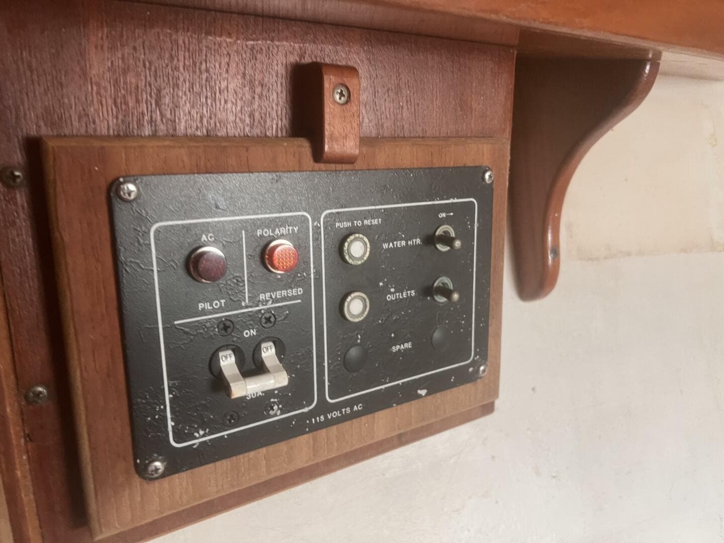 Shore Power Breacker Panel