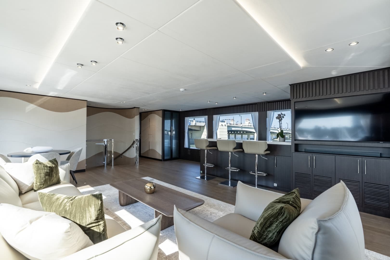 2026 Hargrave E Series Superyachts Division