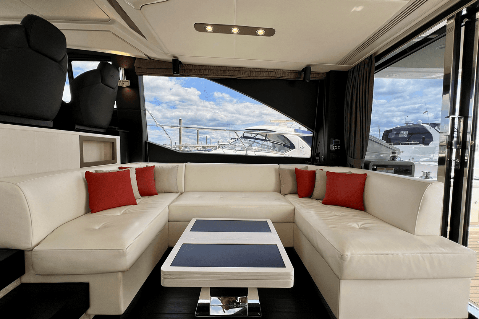 2019 Azimut 50 FLYBRIDGE