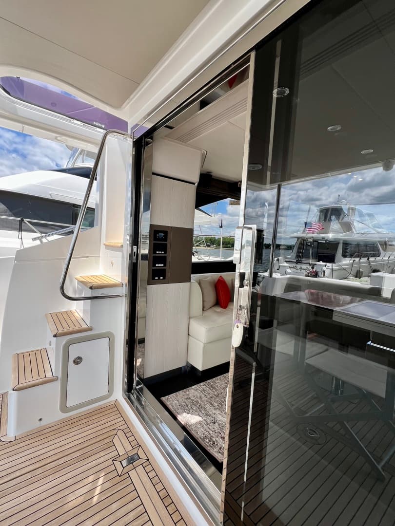 2019 Azimut 50 FLYBRIDGE