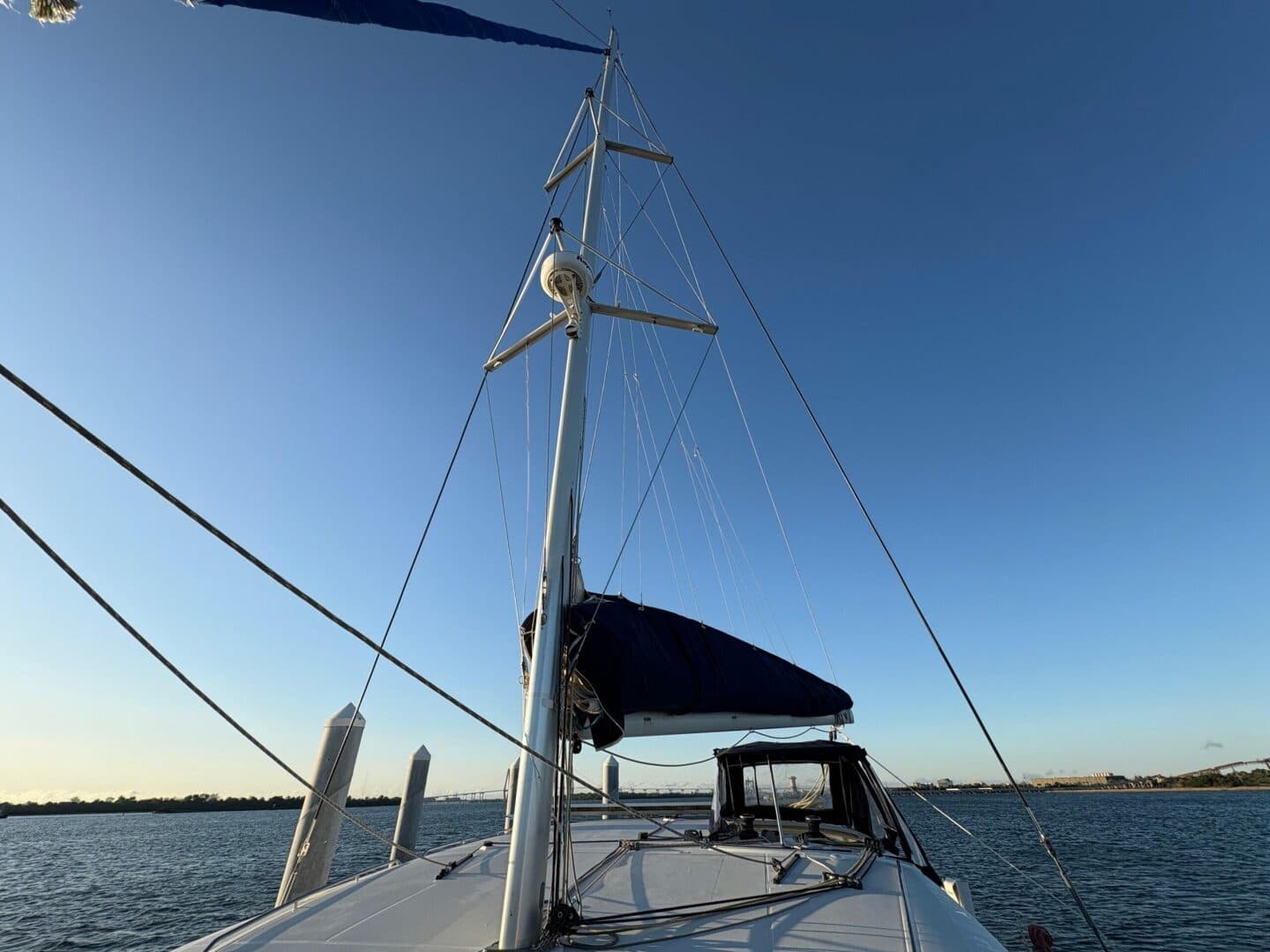 2012-lagoon-400-sail-9817119-20250528100302732-1_XLARGE.jpg