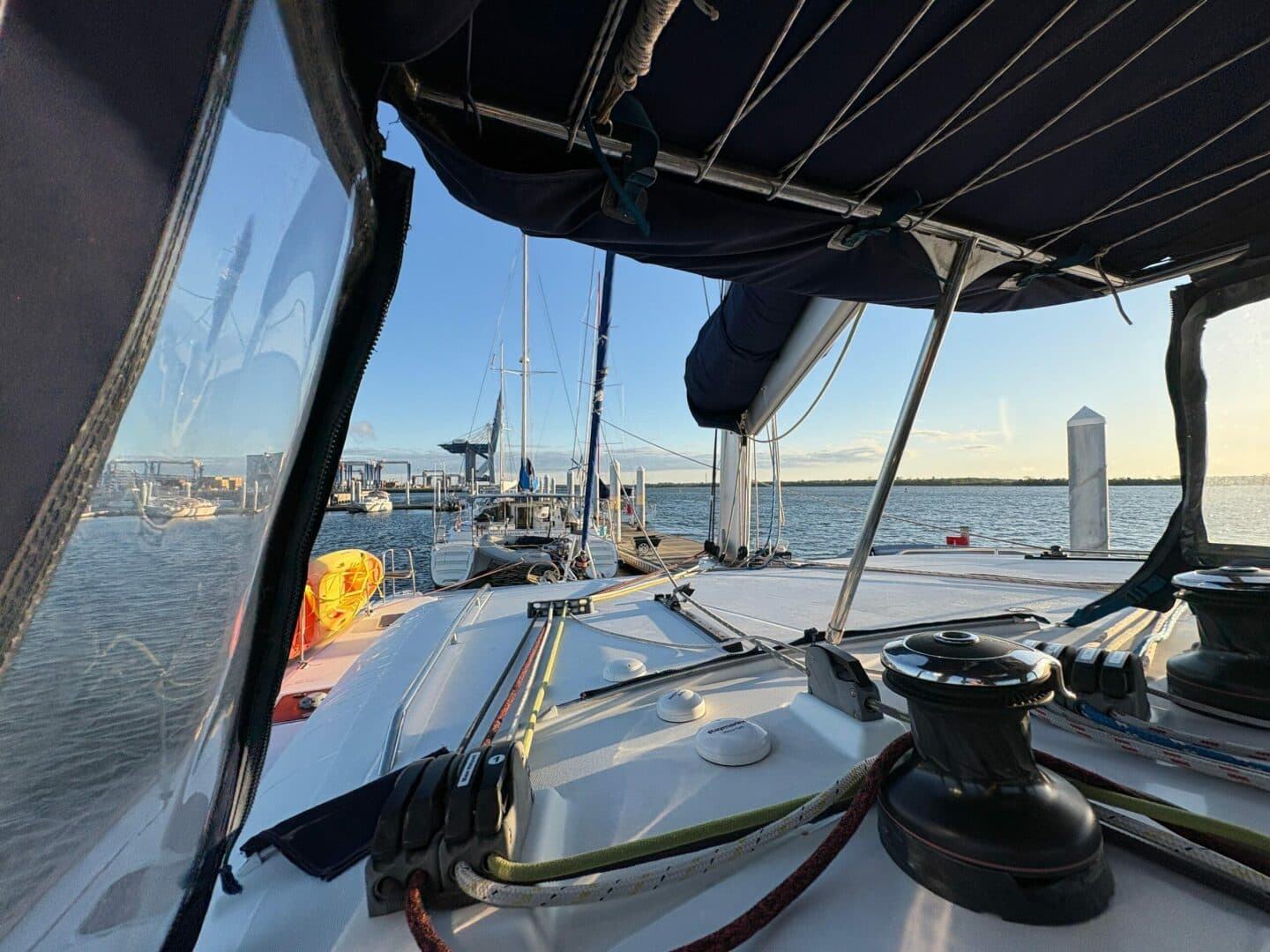 2012-lagoon-400-sail-9817119-20250528100235896-1_XLARGE.jpg