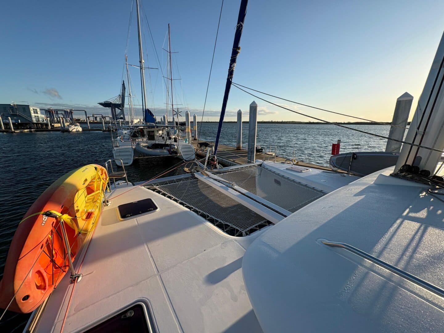 2012-lagoon-400-sail-9817119-20250528100245800-1_XLARGE.jpg