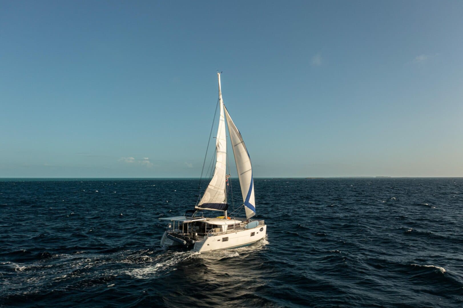 2012-lagoon-400-sail-9817119-20250528100346053-1_XLARGE.jpg