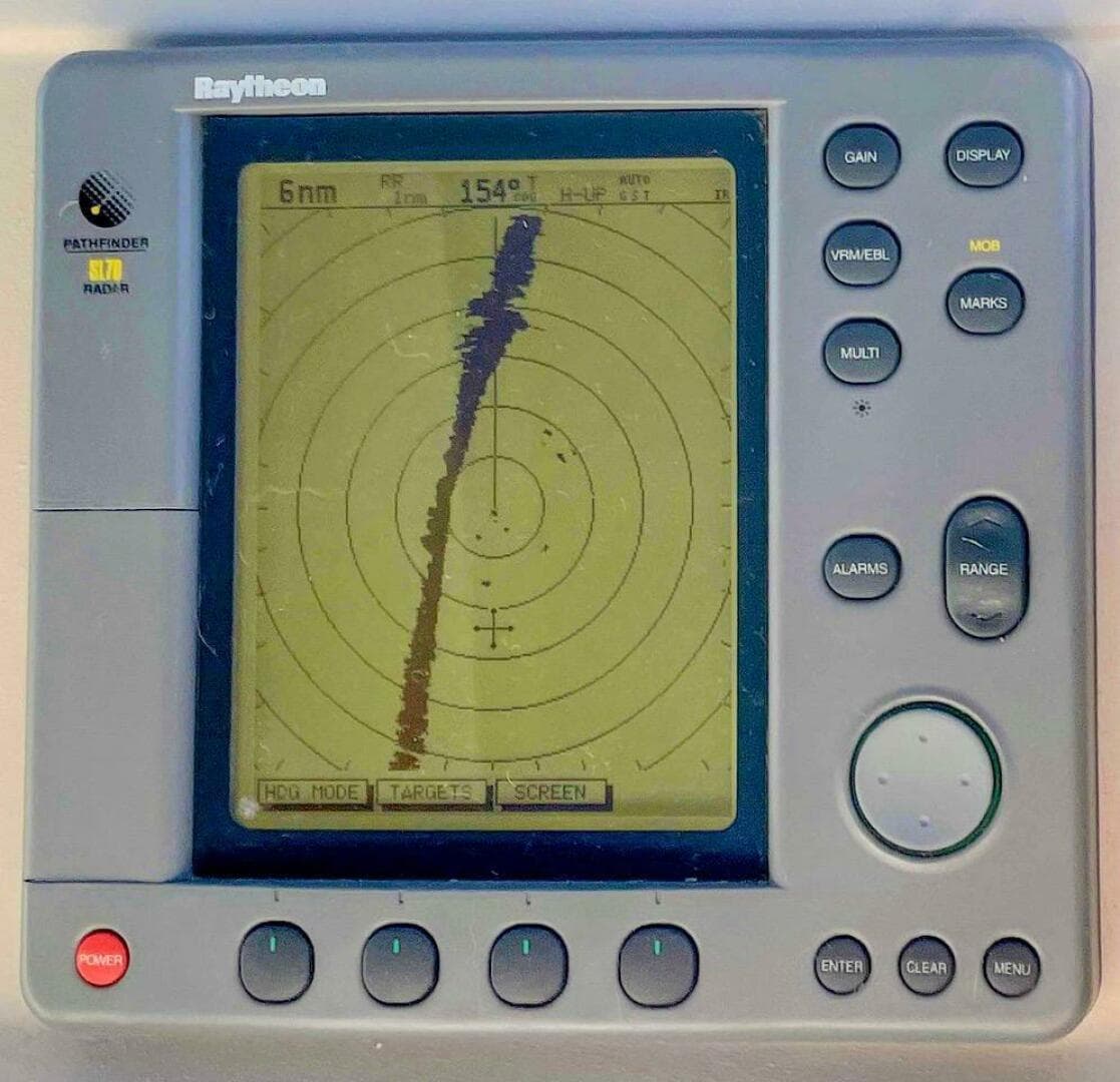 1998 Cruisers Yachts 3575 Esprit