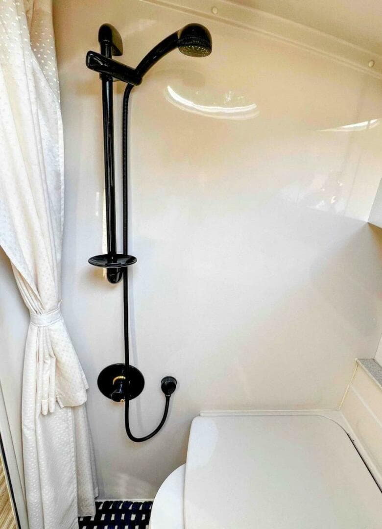 1998 Cruisers Yachts 3575 Esprit