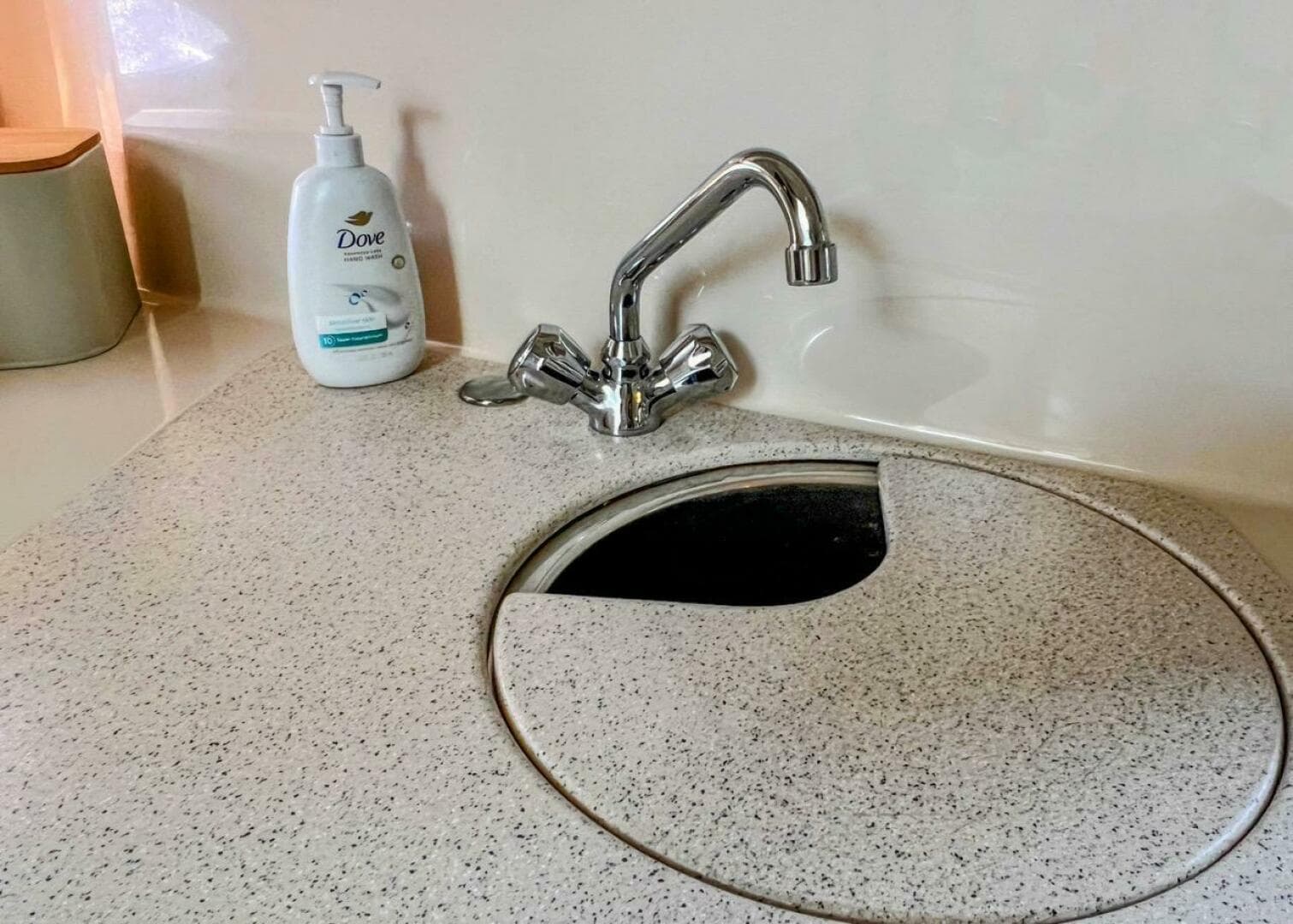 1998 Cruisers Yachts 3575 Esprit