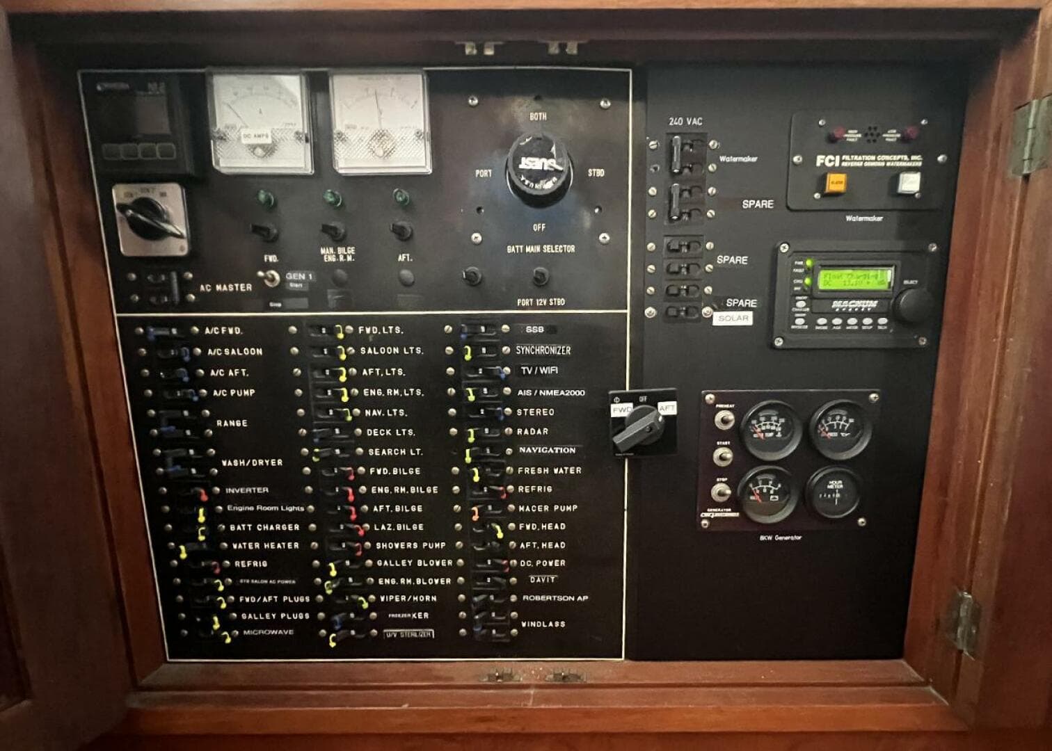 1987 DeFever Tri-Cabin