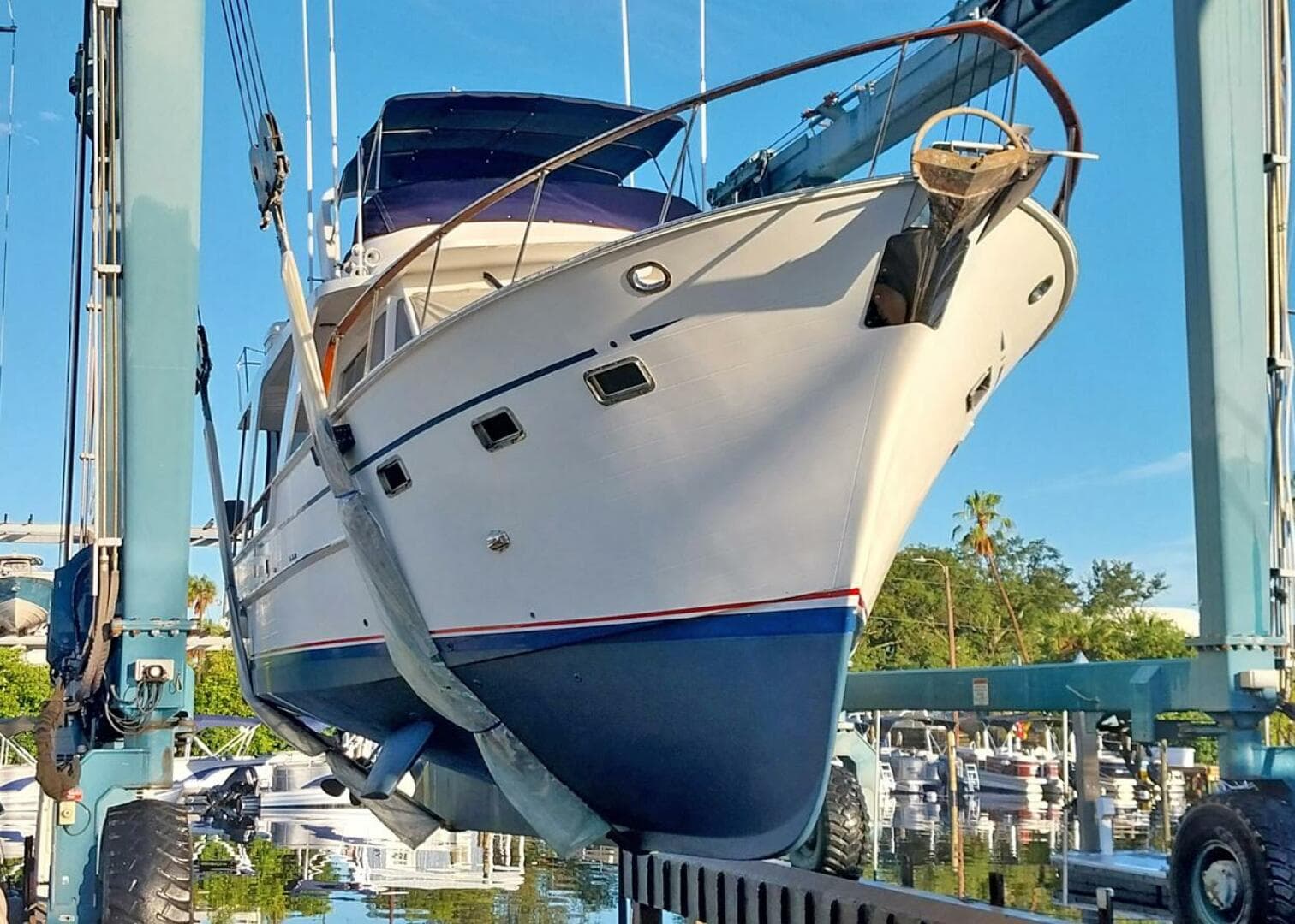 1987 DeFever Tri-Cabin