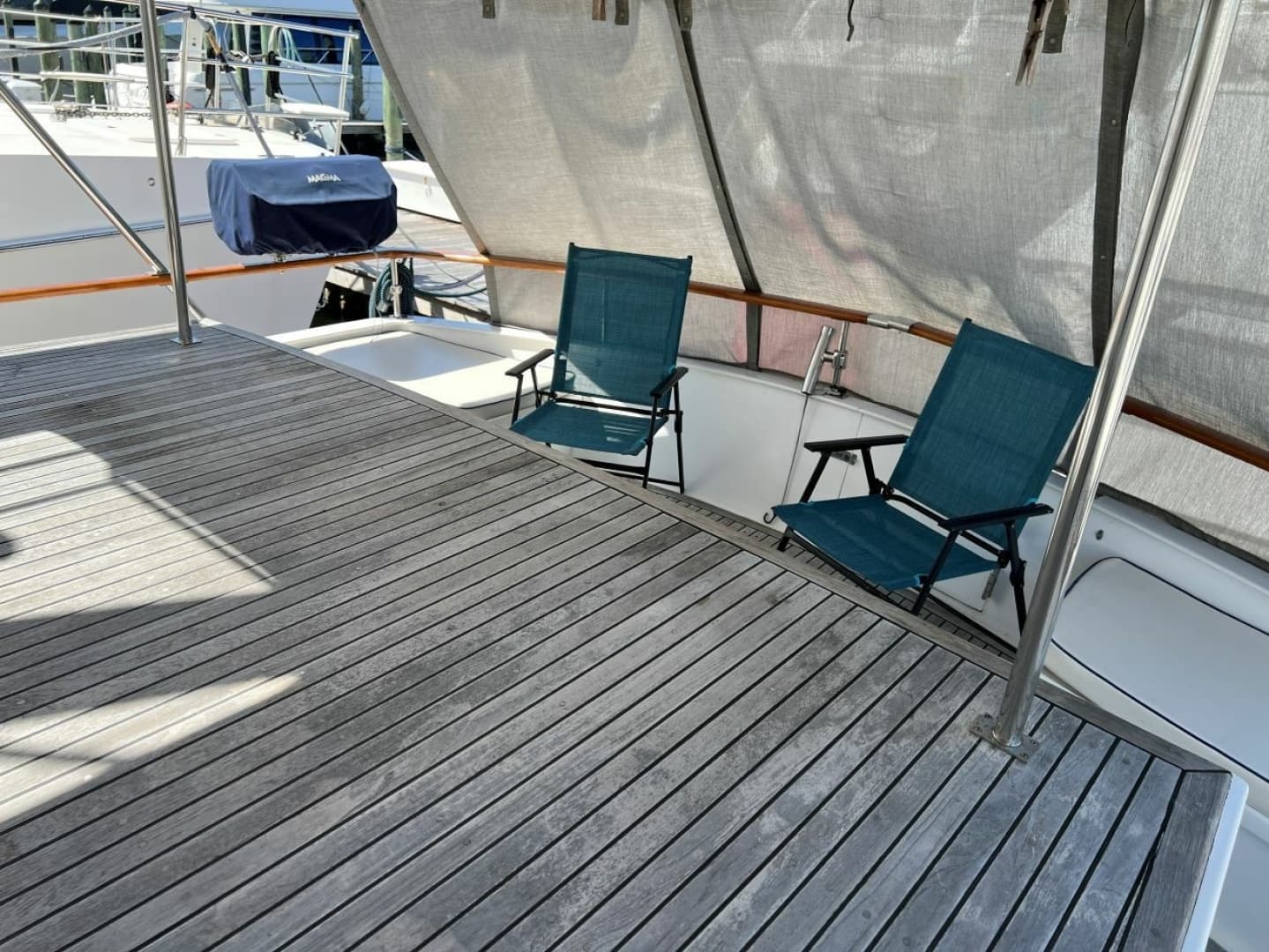1987 DeFever Tri-Cabin