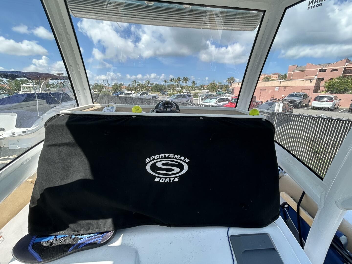 2018 Sportsman 282 OPEN