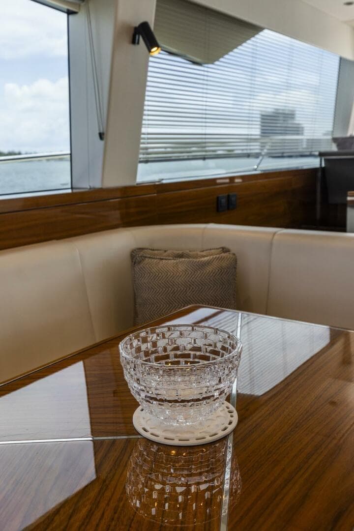 2021 Sunseeker Manhattan