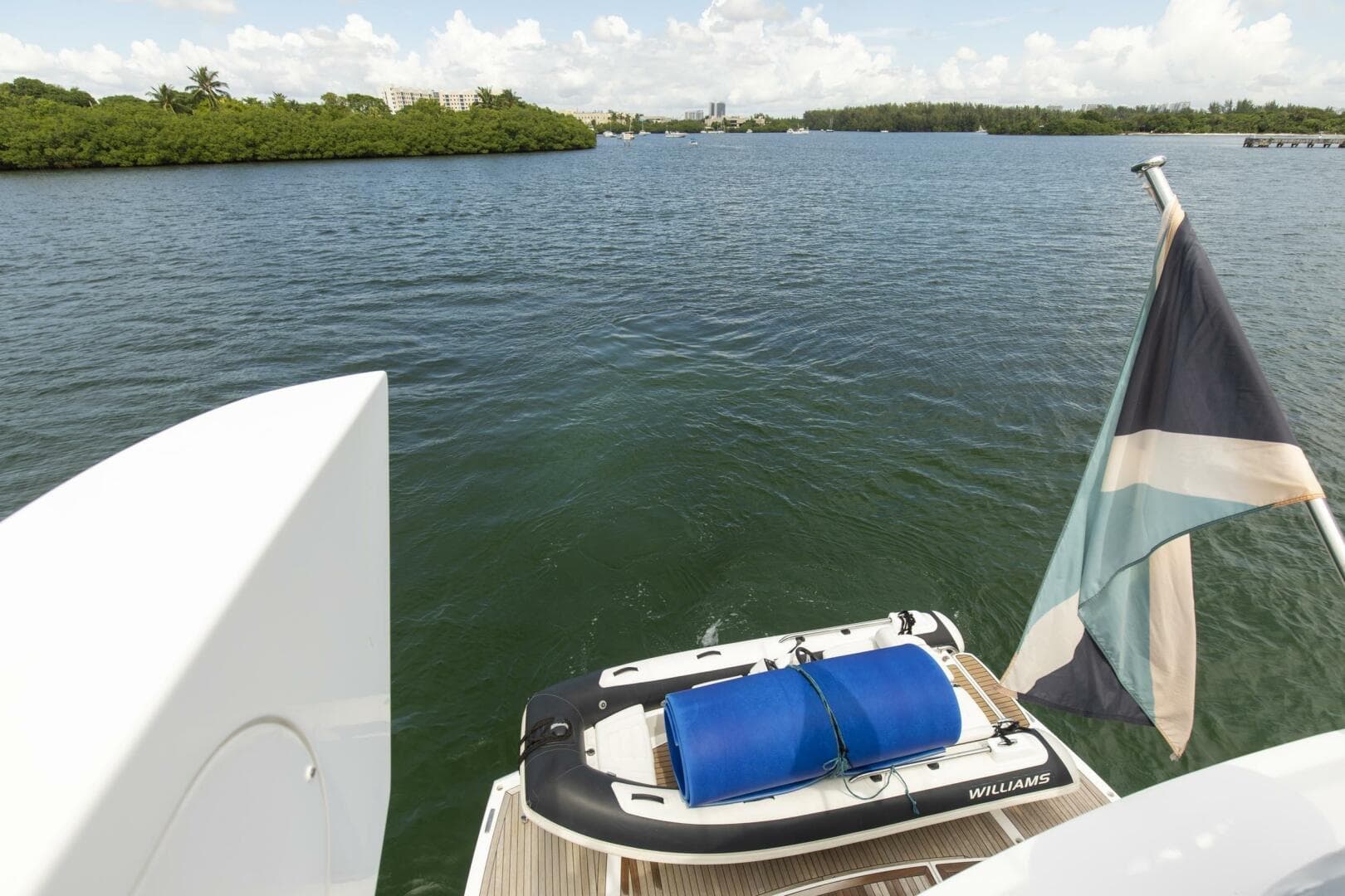 2021 Sunseeker Manhattan