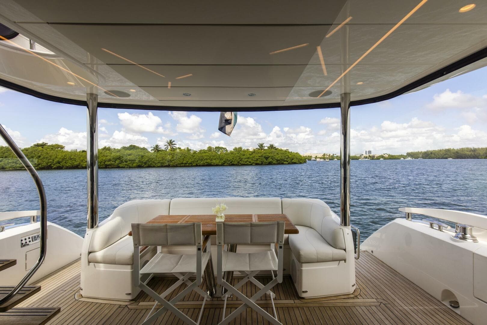 2021 Sunseeker Manhattan