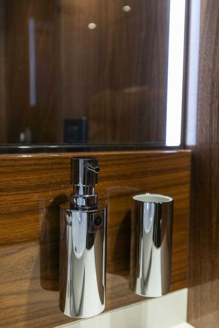 2021 Sunseeker Manhattan