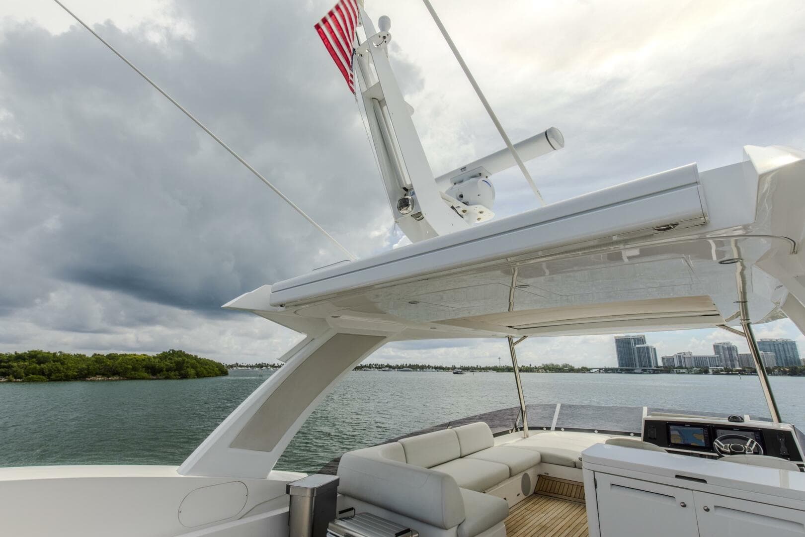 2021 Sunseeker Manhattan