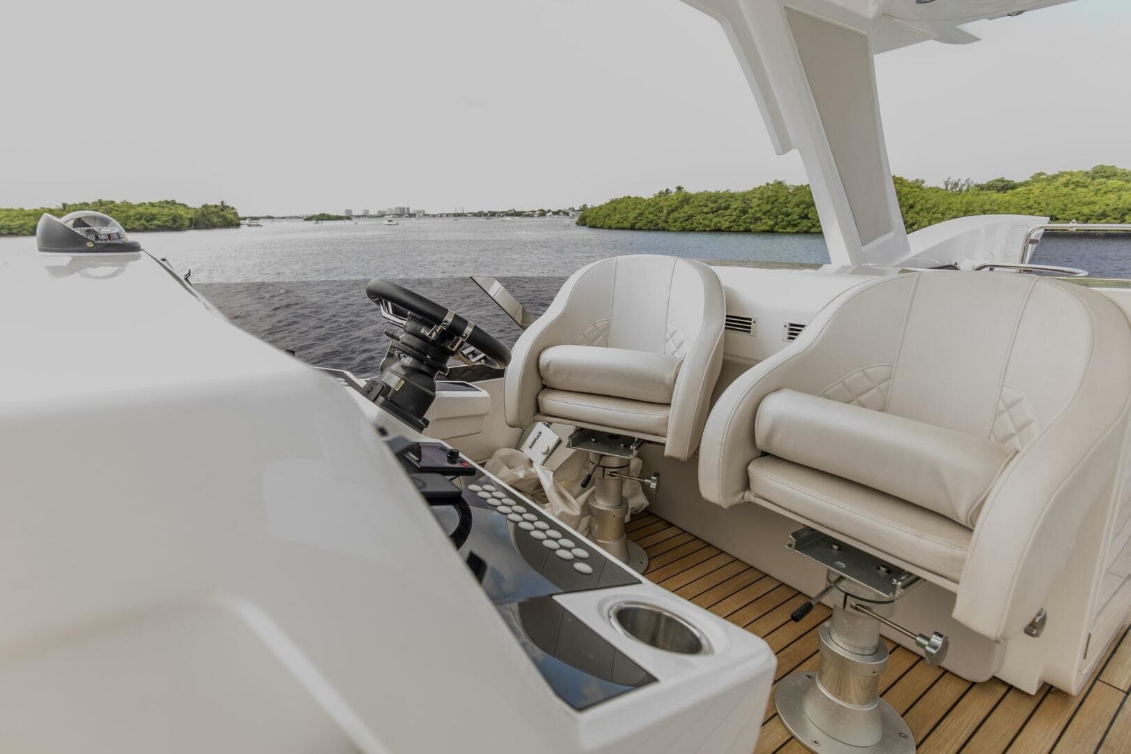 2021 Sunseeker Manhattan