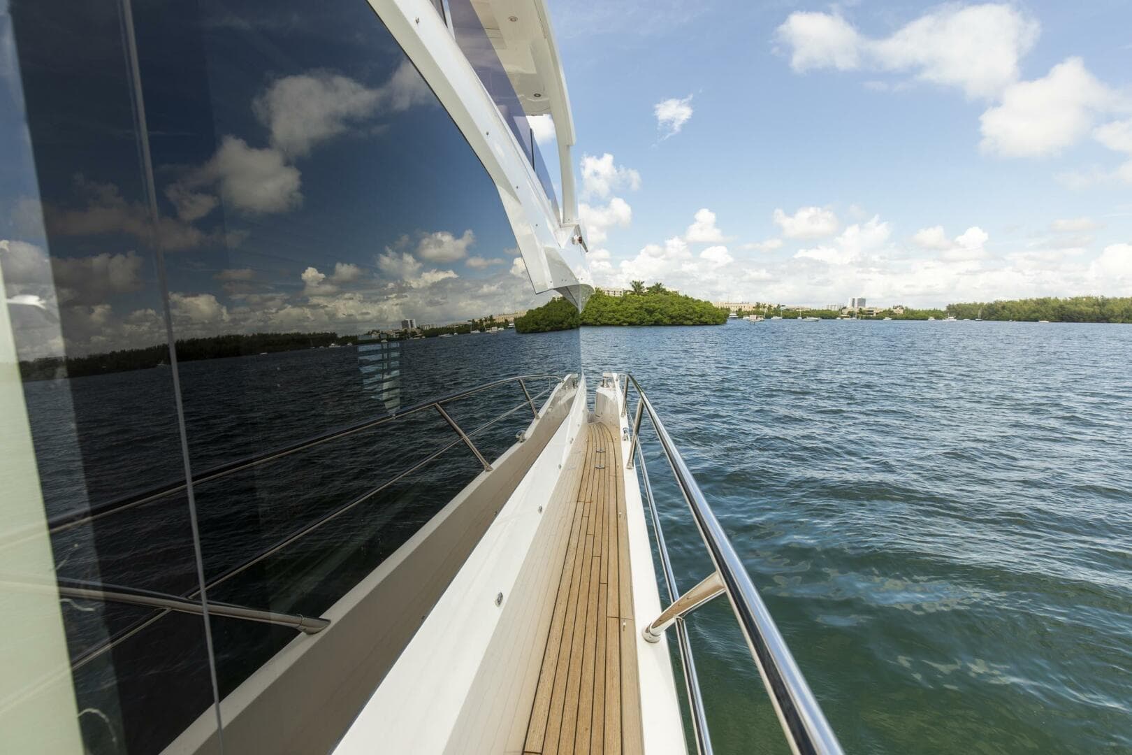 2021 Sunseeker Manhattan