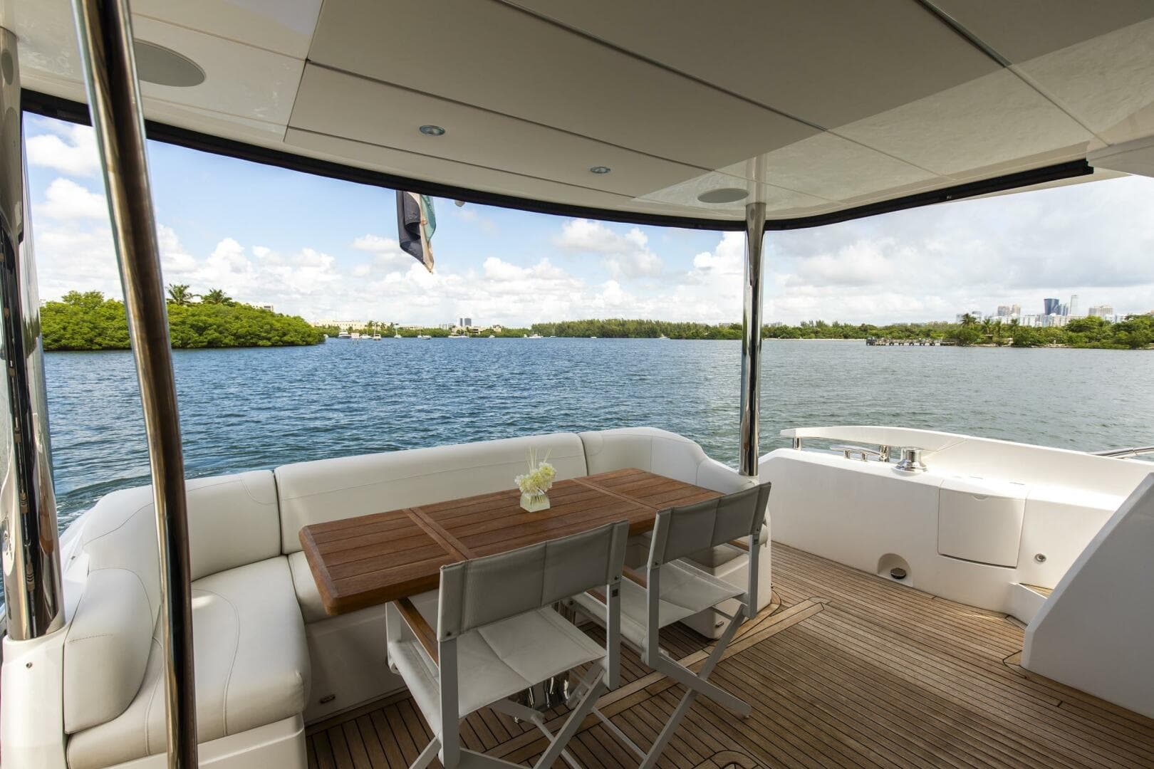 2021 Sunseeker Manhattan